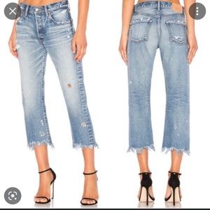 Moussy straight leg distressed jeans size 26 💯100% cotton